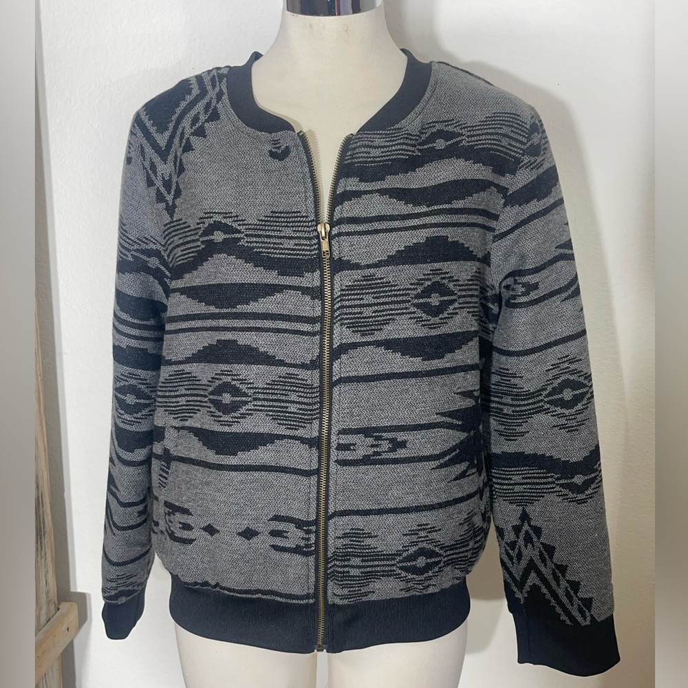 Bentee charcoal and black Aztec tribal pattern bomber jacket new pockets large